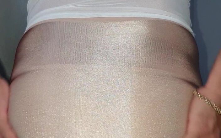 Sexy shinny clothes: Жидкая атласная юбка и нейлоновые трусики