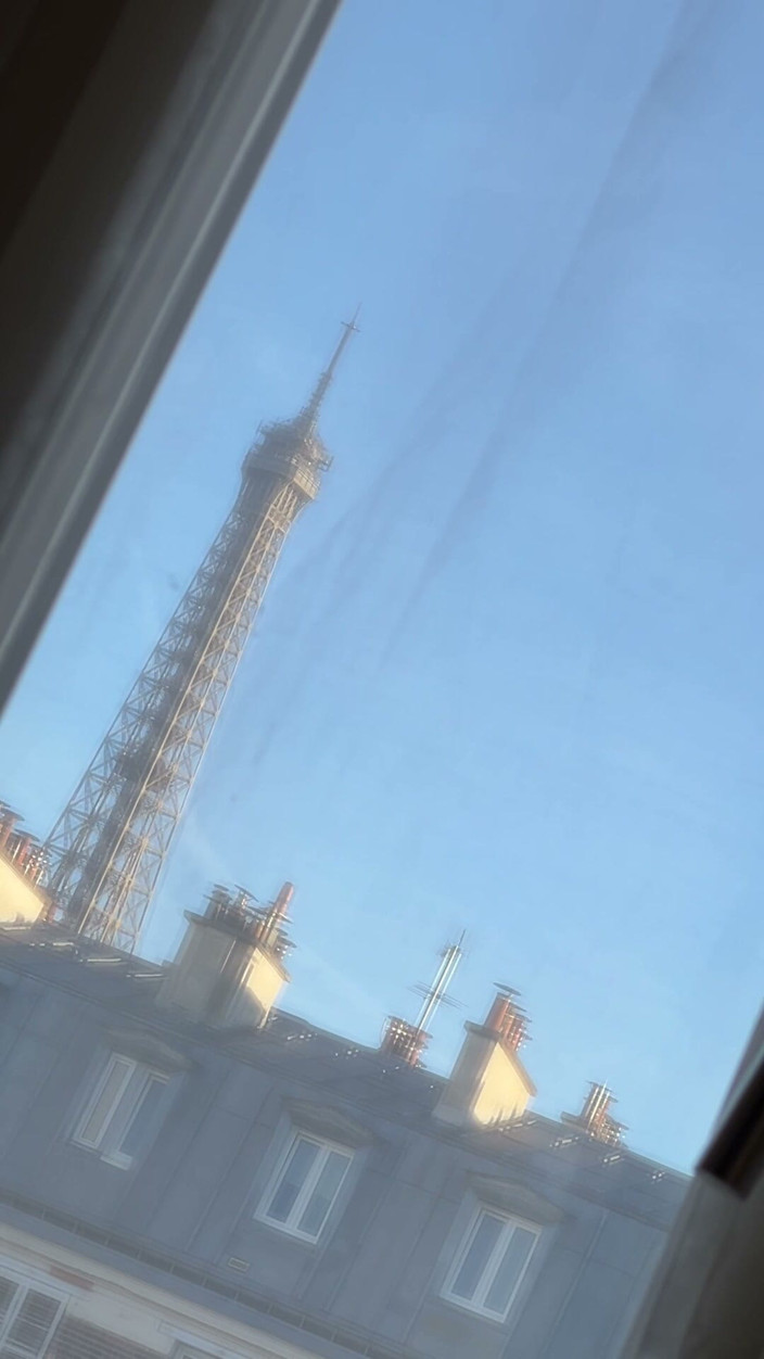 MyPrejacBoyfriend: Avalage de sperme, pipe avec vue sur la tour Eiffel