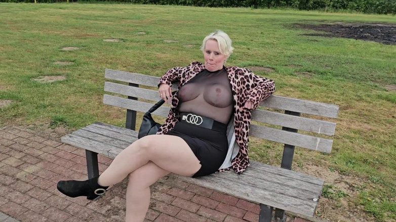 UserBitch1: Frivolous Walk