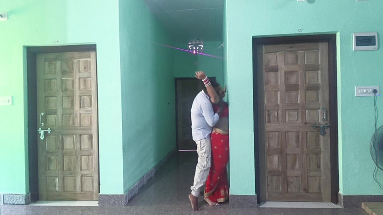 Sona bhabhi: uriya hot patni apne pati ko maarti hai aur apne...