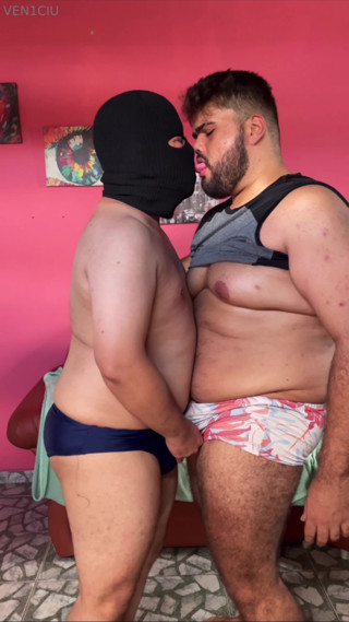 VEN1CIU: Chubby Bear Gay