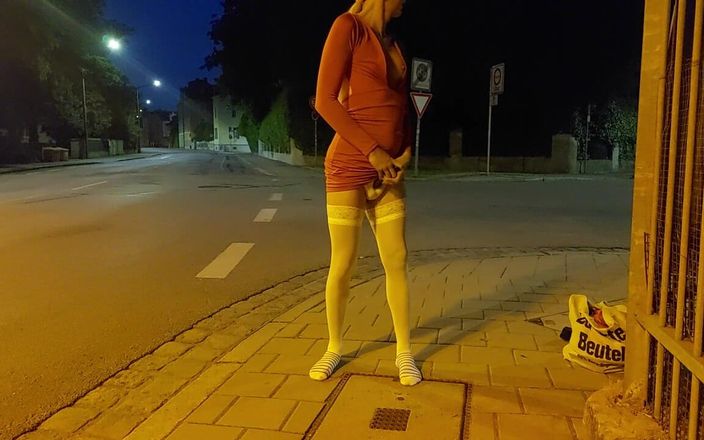 sweetfeet29: 娘娘腔想要在城市里被抓