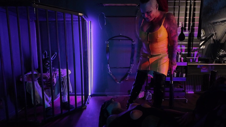 EdgesOfReality: Nová Dívka Zkouší