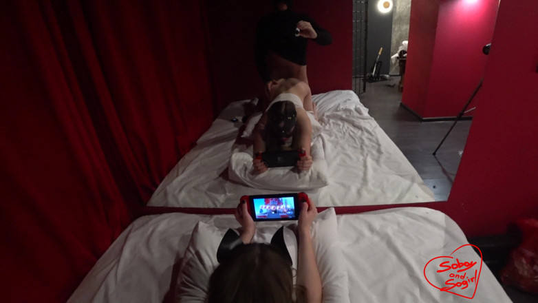 SOboyandSOgirl: While the girl was playing mario fucked her and cum...