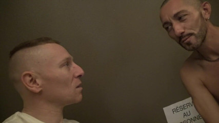 Gaybareback: Dziwka dno zerżnięta w saunie przez Freda, górnego chłopca z...