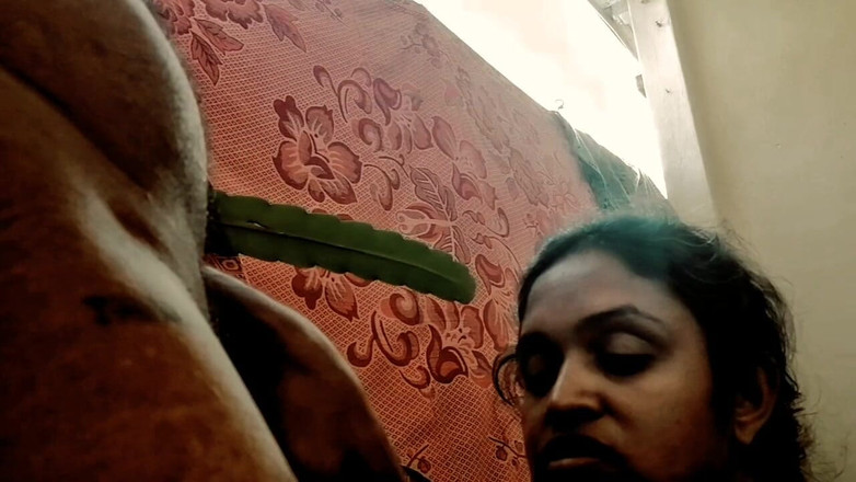 Tina Baby: Sexy oblečení mé skutečné tetičky na Vánoční párty