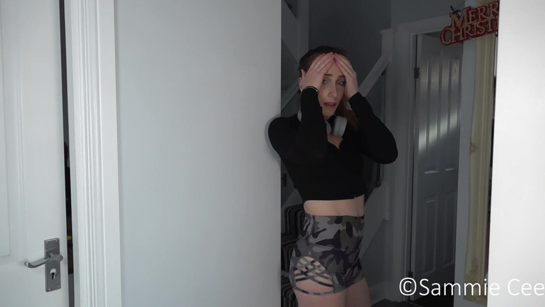 Sammie Cee: 섹스 판타지 POV에 하우스메이트의 현실