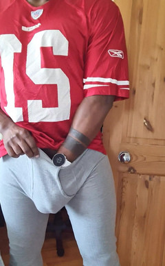 Amadeus: Bu gömleğin bende olduğunu unuttum