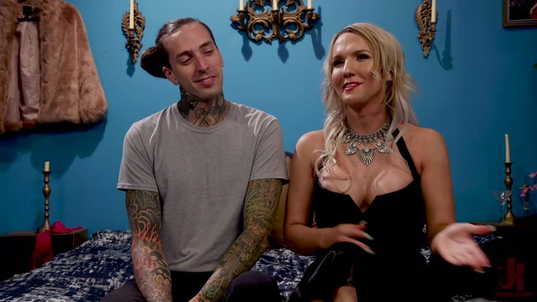 Kink TS: Paparazzi Down: Kayleigh Coxx Teaches a Hard Lesson to Ruckus