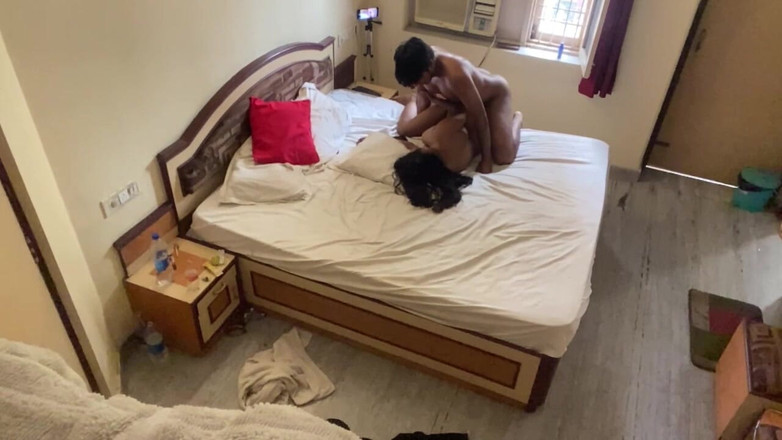 Deshi616263: Indian Ex-girlfriend Gets Fucked Hard by Big Cock Boyfriend