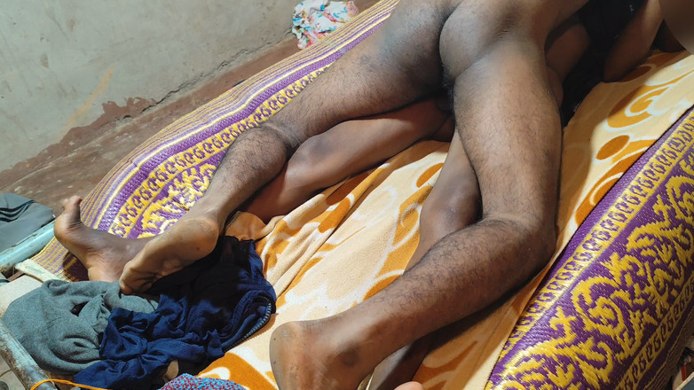 Ankush raj: मेरी मां की बेटी को बहुत गांड मरा बहुत सारा सेक्स किया मजा आ गया