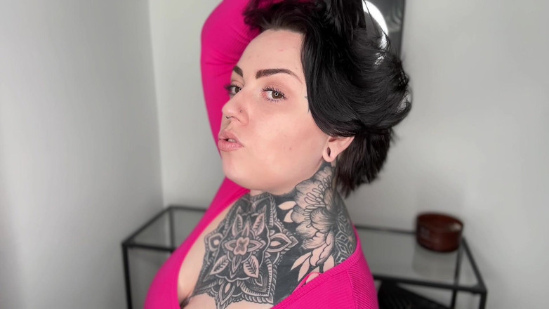 Miss Valentina: Slab pentru părul negru