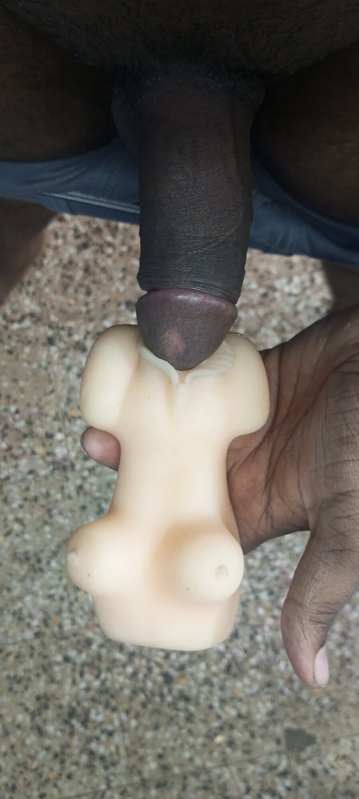 Indoor ally: Un Indien se branle seul