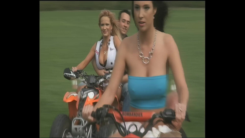 American Hardcore xxx FUCK HOUSE: Chicas calientes hace garganta profunda y folla profundo en el...