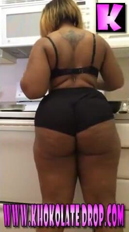 Big black clapping booties: Grote dikke reet, aflevering 4
