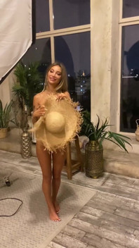 Monika fox caldo servizio fotografico messicano dietro le quinte