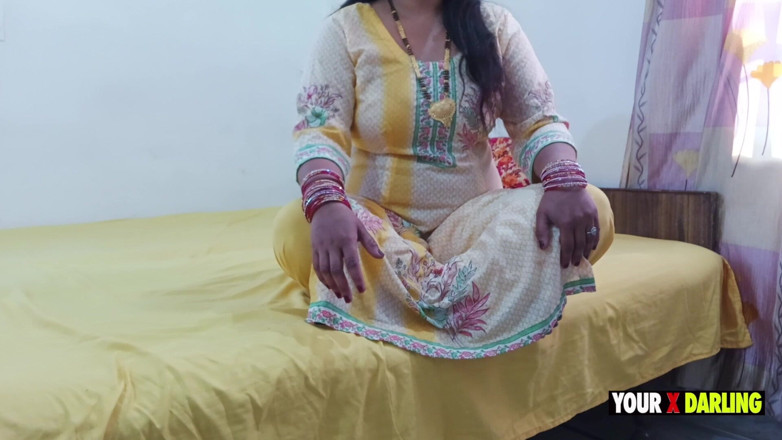 Jony Darling: Soție futută de fostul prieten în fața soțului ei încornorat