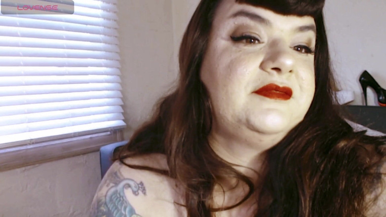 Iwazsoaking: 连裤袜文件 - 与灌木混蛋崇拜