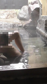 Mature Couple at Hot Spring Inn, Outdoor Cunnilingus, Blowjob
