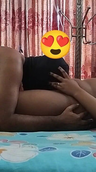 Ragazza Trans Scopa Il Gran Cazzo Del Collega Nella Stanza Del Capo! Parte 2