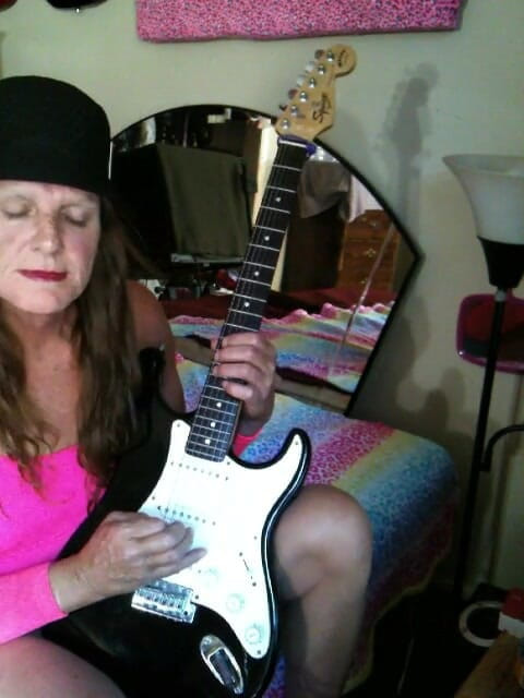 Lizzy Yum vintage and behind the scenes interviews: リジー・ヤム・ヴィンテージと舞台裏 32