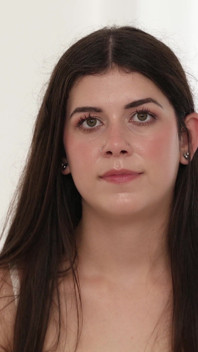Une fille innocente jouit comme si vous ne le croyiez pas !