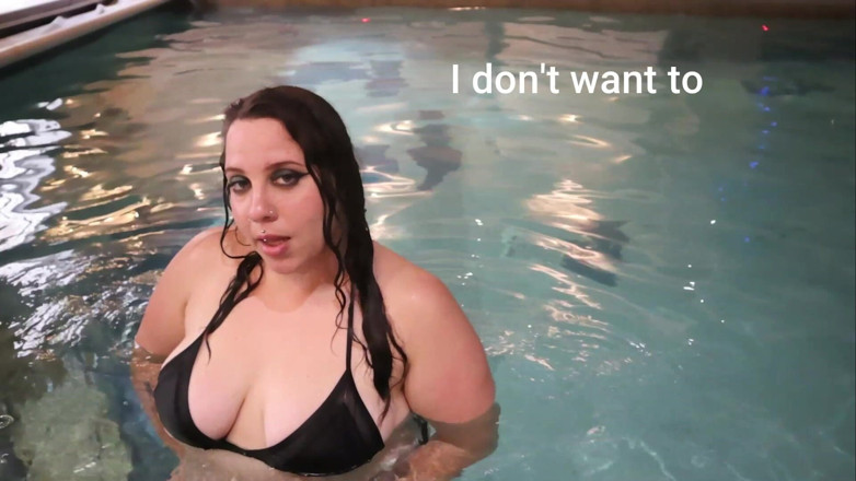 Goddess Kinx: पूलसाइड Sph इंटरएक्टिव