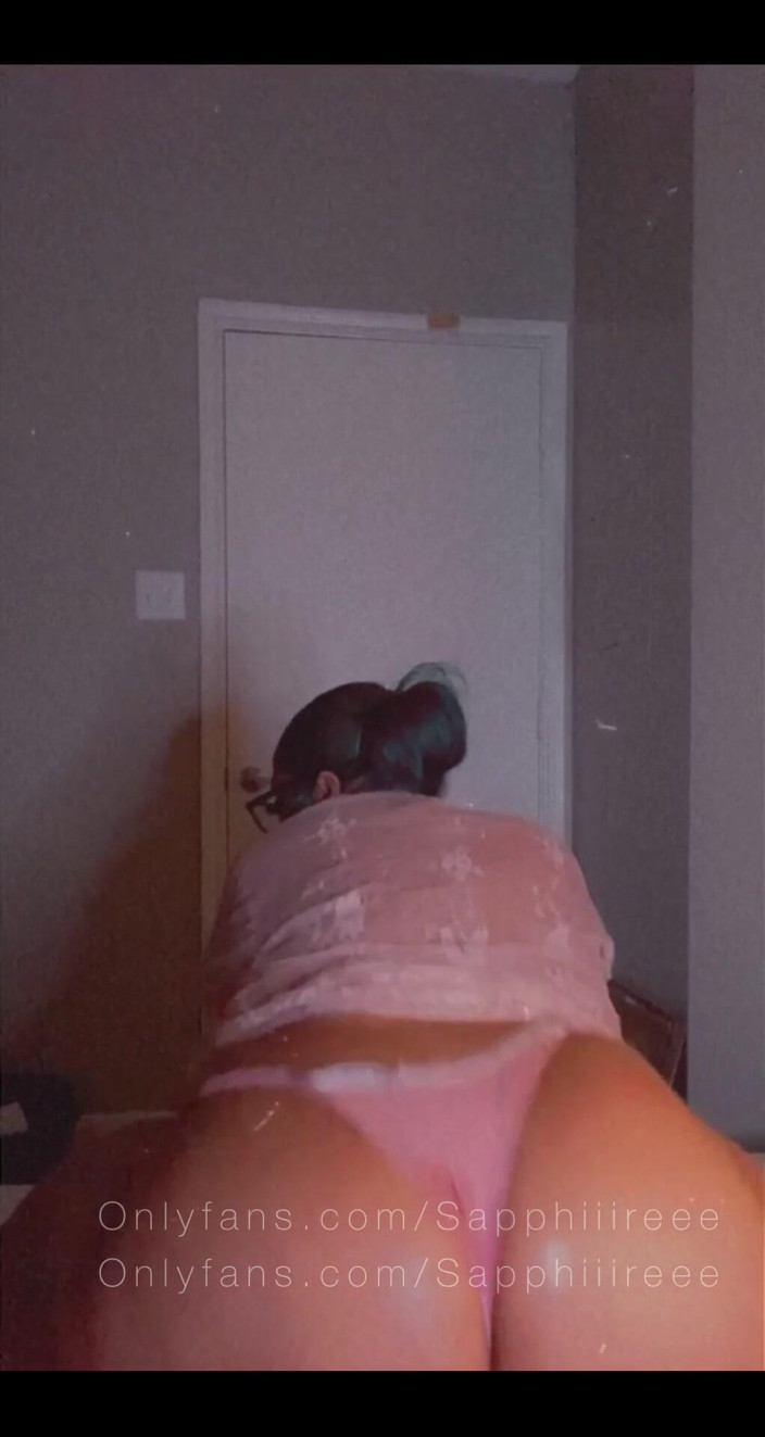 Biggdebbie solo: Biggdebbiecakez Is Such Tease