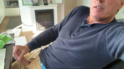 TJenner: Honění a stříkání na moje džíny. Intenzivní orgasmus