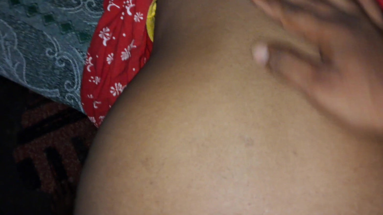 Trilokinath: Vysokoškolská romantika učitelka technologií Ke Sath Sambhog Kiya