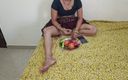 Sakshi Pussy: Indiancă sexy tânără desi de sat Bhabhi a fost prima...