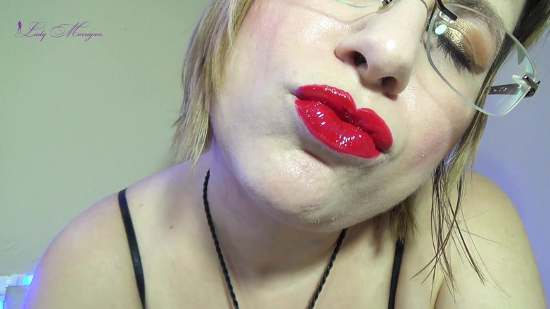 Morrigan Havoc: Rtgloss a červená rtěnka