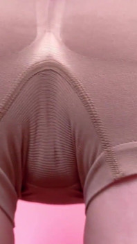 Adoração anal - leggings, bunda grande, óleo, close-up