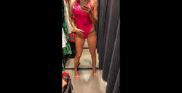 CarryLight: Dzisiaj pozwalam ci spojrzeć na mnie w przymierzalni