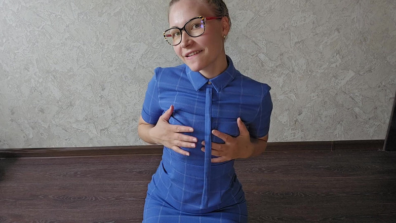 Stacy_via: Eski evli kadın patron için bir video çekti ve yanlışlıkla fışkırttı