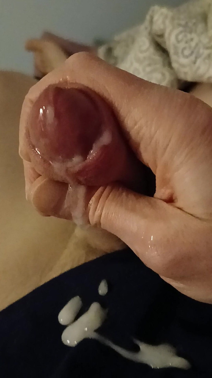 krickan: Honit si penis a sperma