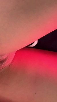 POV 카메라. 문신을 한 바비와 슈퍼맨의 네온 섹스, 페티쉬와 엉덩이에 사정