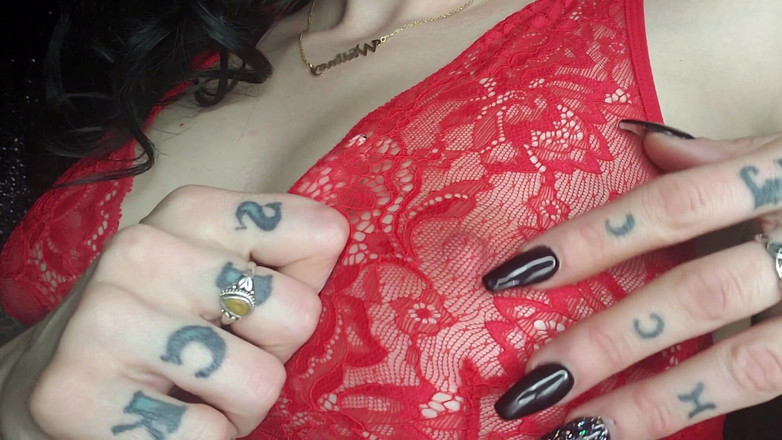 Miss Morticia: Be My Cuckthing