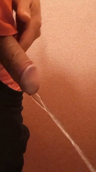 How to Pee When You're Hard Cock and Want to Jerk off When You Wake up with a Huge Morning Wood