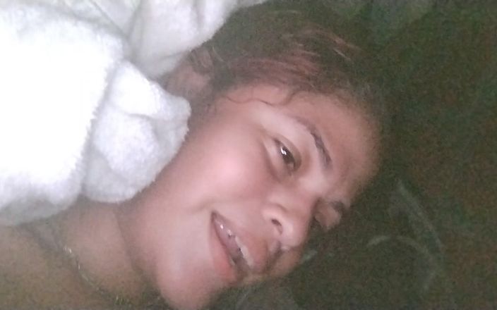 AngyAmazon: Mi joven novio me preña tan bien