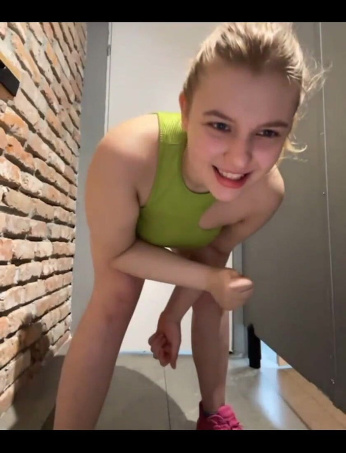 JuiceLussie: Muncrat ekstrem. Seks anal hot sama pria kulit hitam kontol...