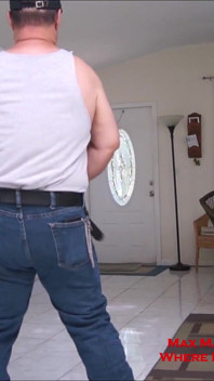 Hung Master Shoots a Mega Load HD
