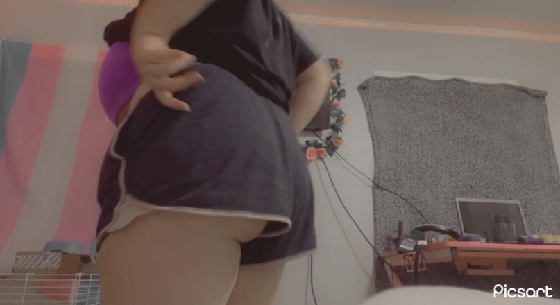 Mushroombitchx: Shaking and Stripping