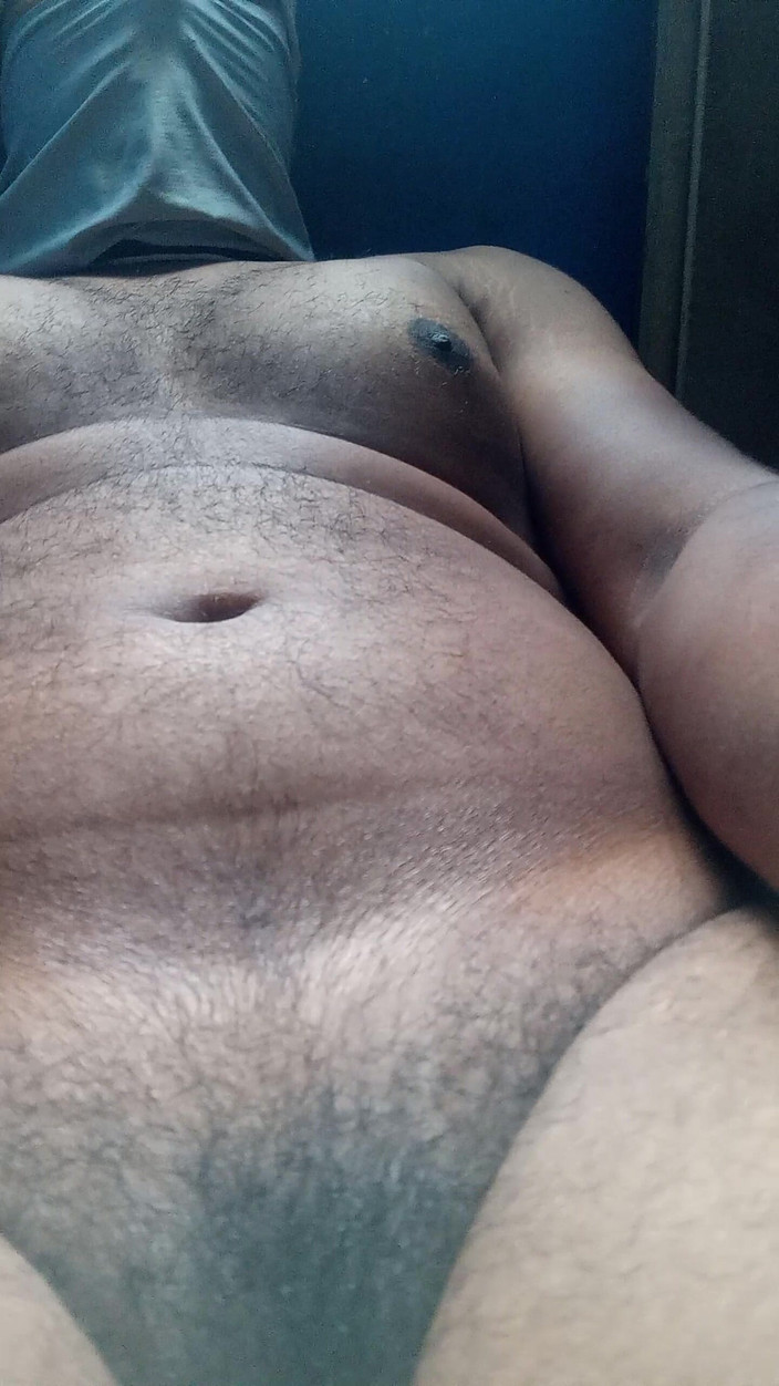 Sweet Indian cock: 女友变装在洞里吮吸