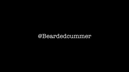 Beardedcummer: Ayah mengambil kencing dengan pengusung telur keluli berat