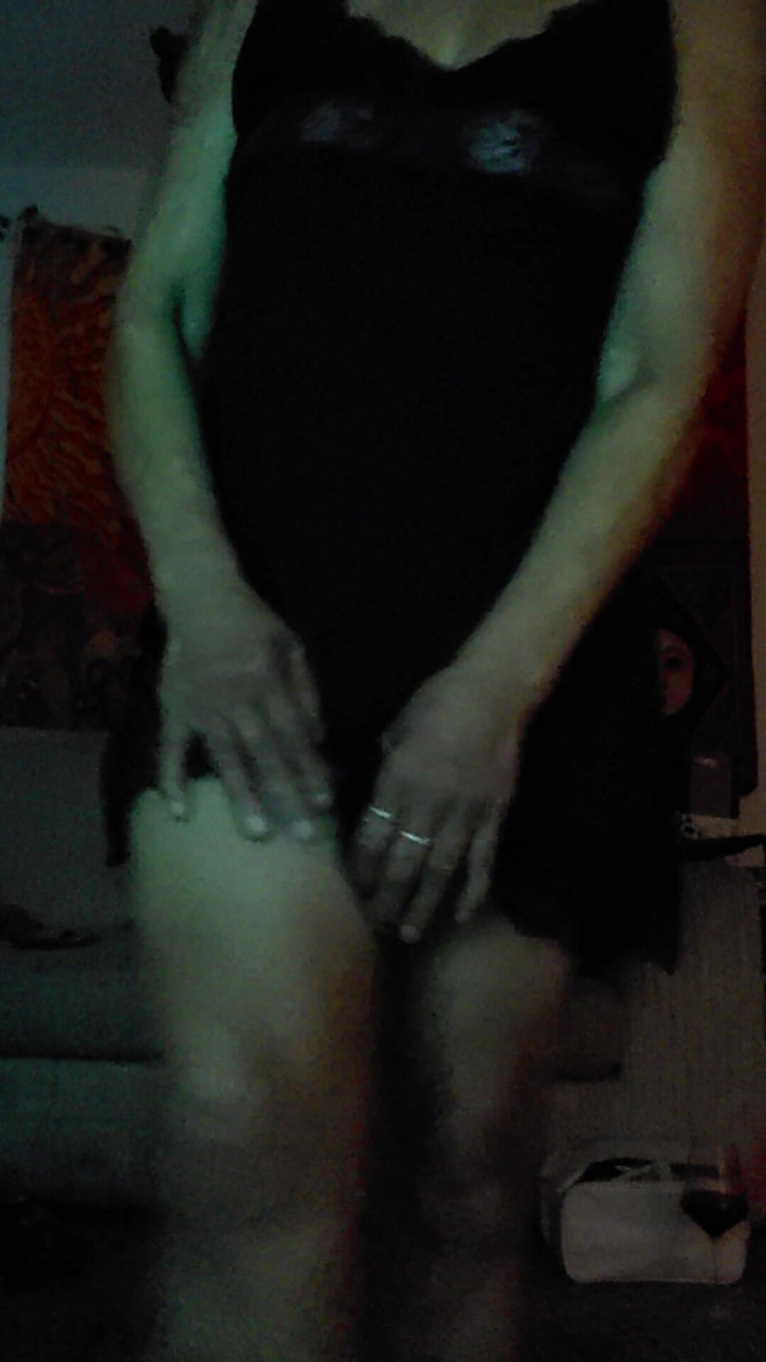 blackberrymilf: Blackberry MILF