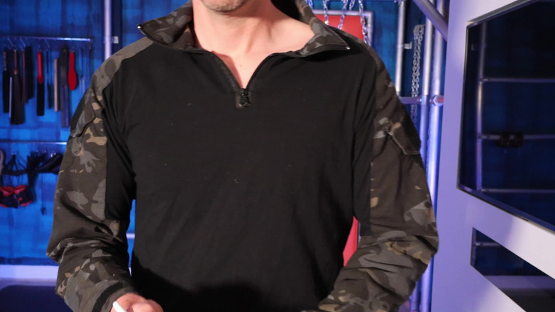 TomBakerBDSM: POV Tom Baker - Konsumera varje droppe av min Piss (4k)