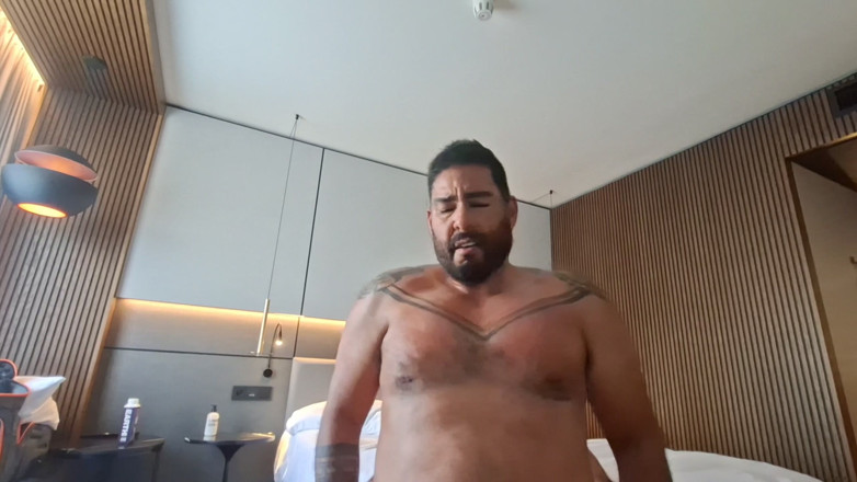 Massive daddy xxx: Plumber Ends up Fixing the Pipes of Two Daddies