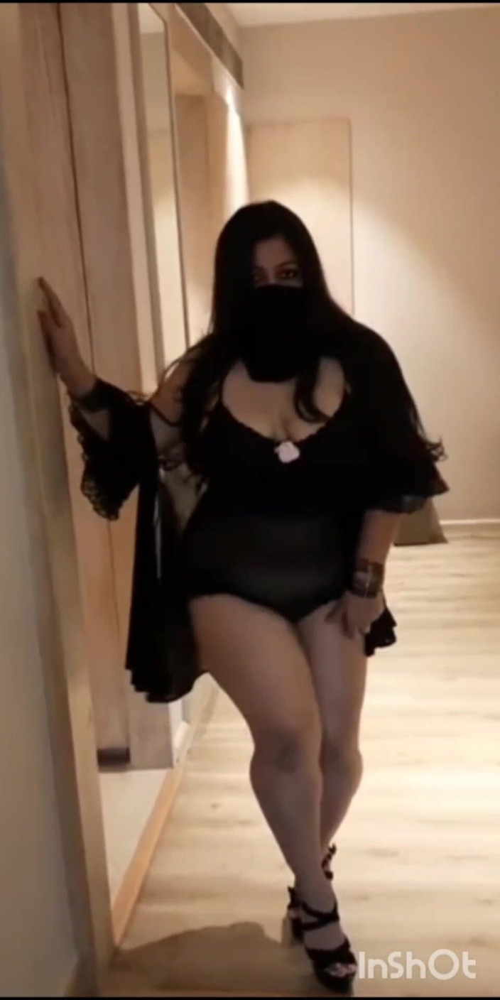 Asmita & Sohom: Hotwife Dancing Mood