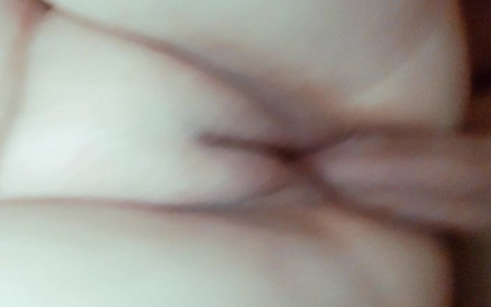 Love Foxi: 若妻が犯され、ミルクで満たされた
